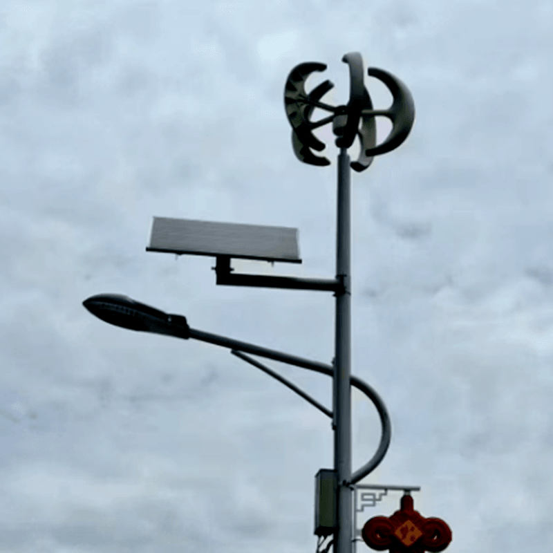 Wind and solar hybrid streetlight